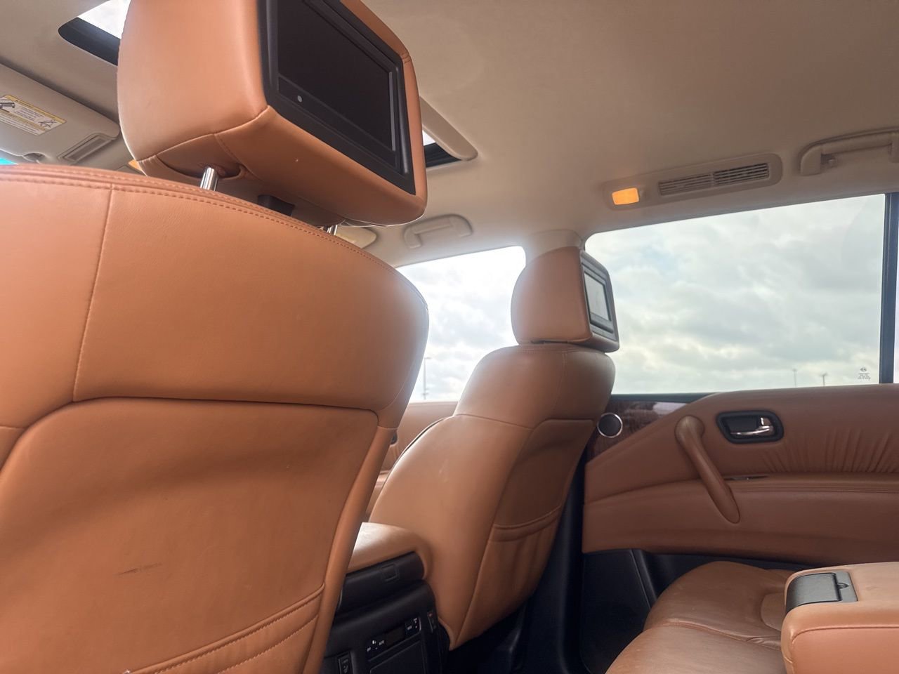 Used 2017 Nissan Armada Platinum image 34