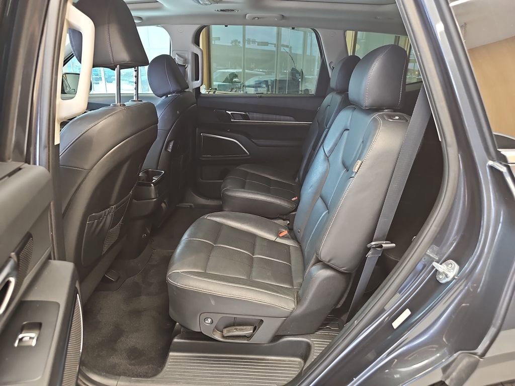 Used 2024 Kia Telluride SX image 30