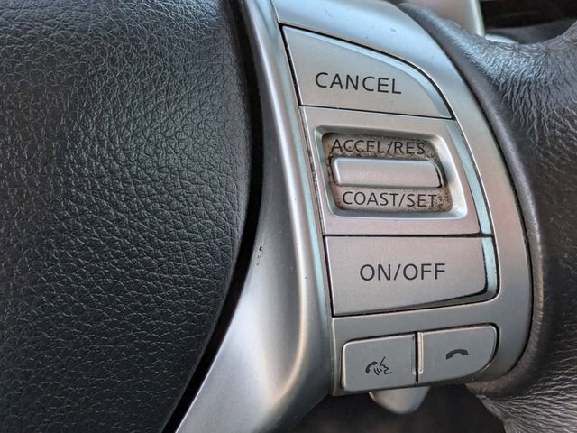 Used 2017 Nissan Altima 2.5 SR w/ LED Appearance Package FWD image 23
