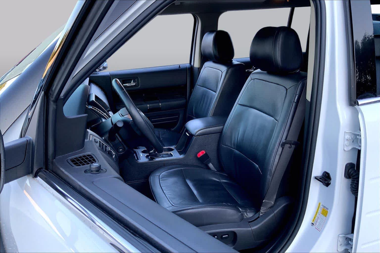 Used 2018 Ford Flex SEL w/ Equipment Group 202A AWD/4WD image 9