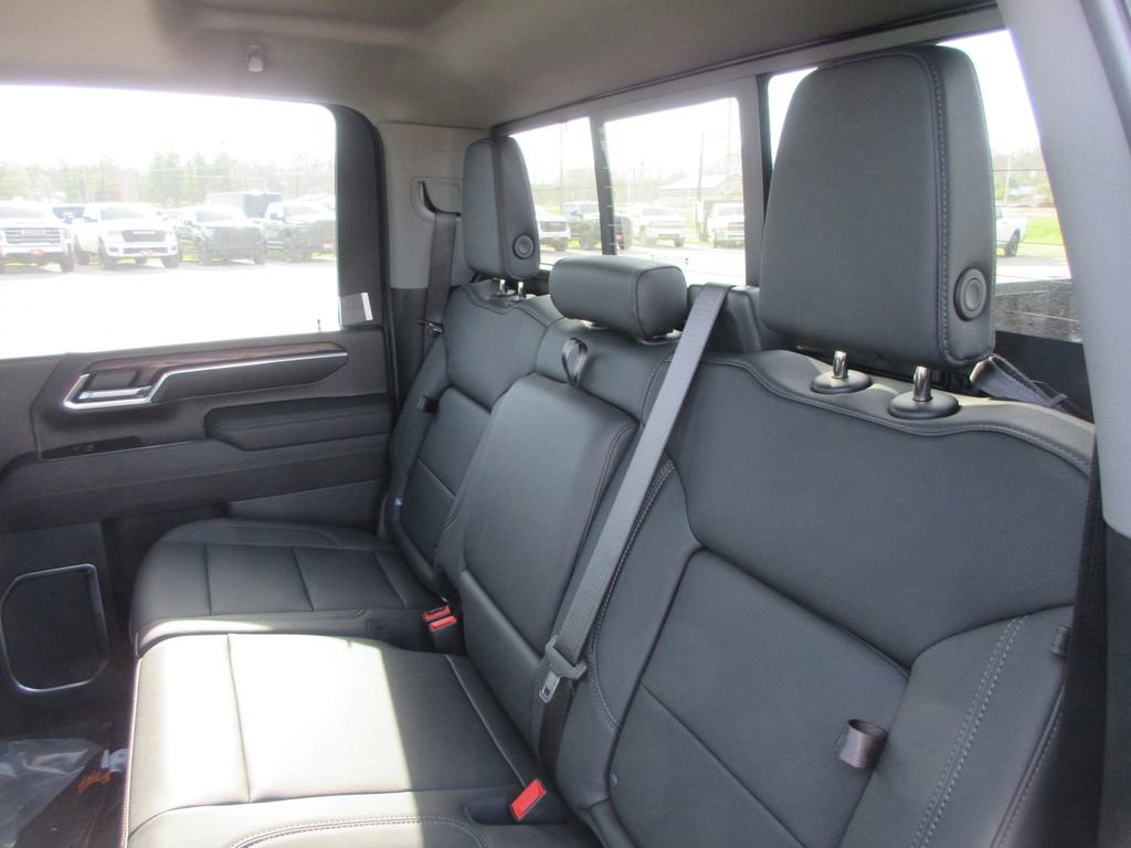New 2026 GMC Sierra 3500 SLT w/ SLT Premium Package image 14