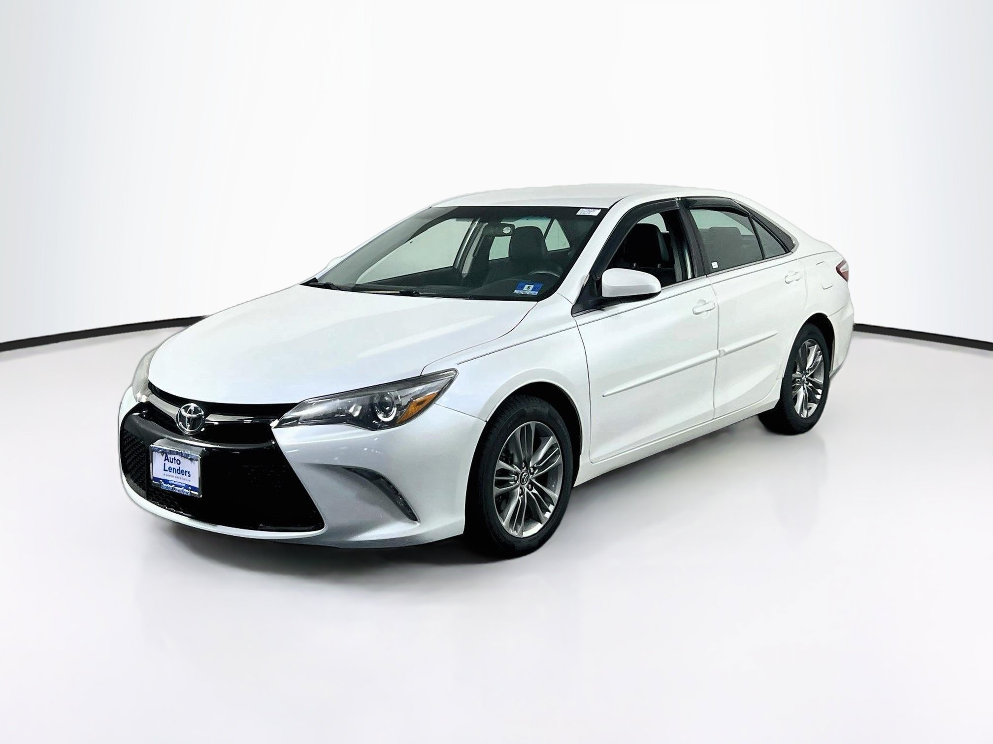Used 2016 Toyota Camry SE w/ Protection Package (Q2)
