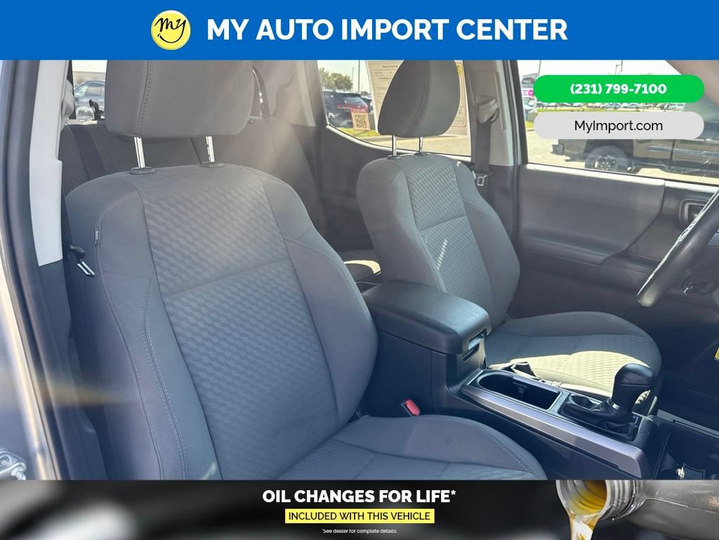 Used 2022 Toyota Tacoma SR5 AWD/4WD image 27
