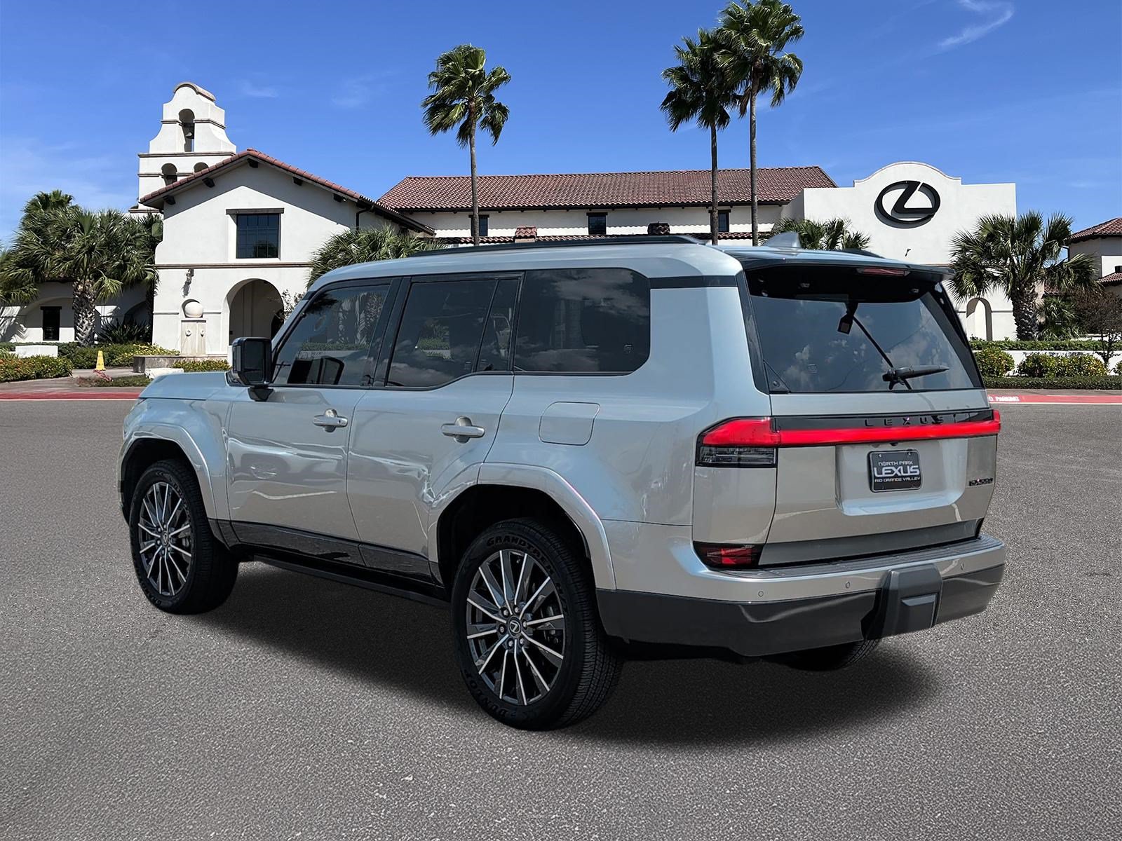 Certified 2025 Lexus GX 550 AWD/4WD image 4