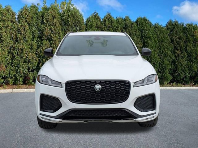 Used 2026 Jaguar F-PACE R-Dynamic S image 2