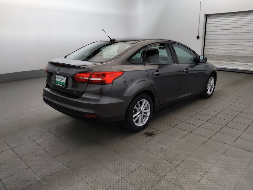 Used 2018 Ford Focus SE FWD image 9