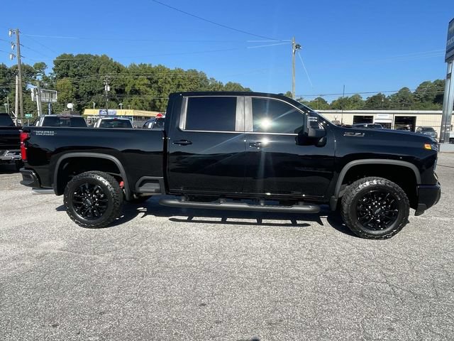 Used 2025 Chevrolet Silverado 2500 LT w/ Trail Boss Package AWD/4WD image 2