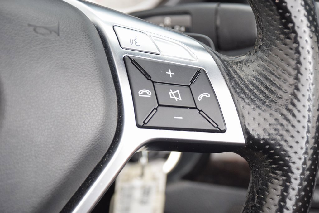 Used 2015 Mercedes-Benz E 400 Cabriolet image 22