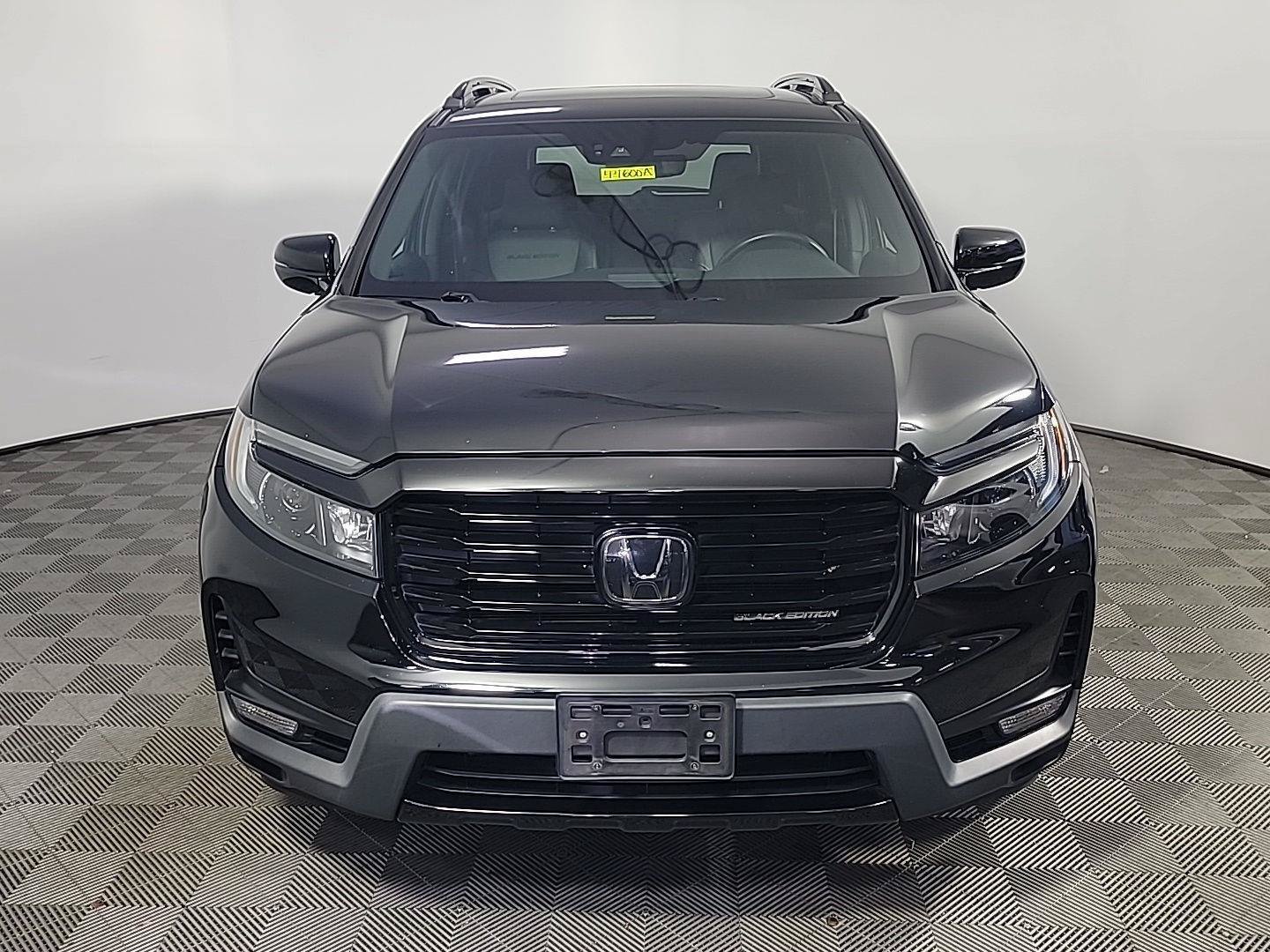 Certified 2024 Honda Passport Black Edition image 13
