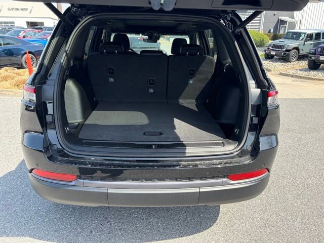 New 2026 Jeep Grand Cherokee Limited AWD/4WD image 7