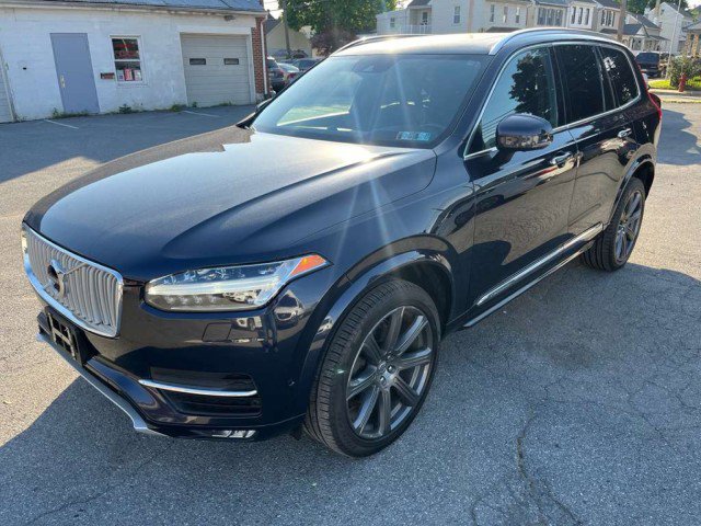 Used 2017 Volvo XC90 T6 Inscription w/ Vision Package AWD/4WD image 3