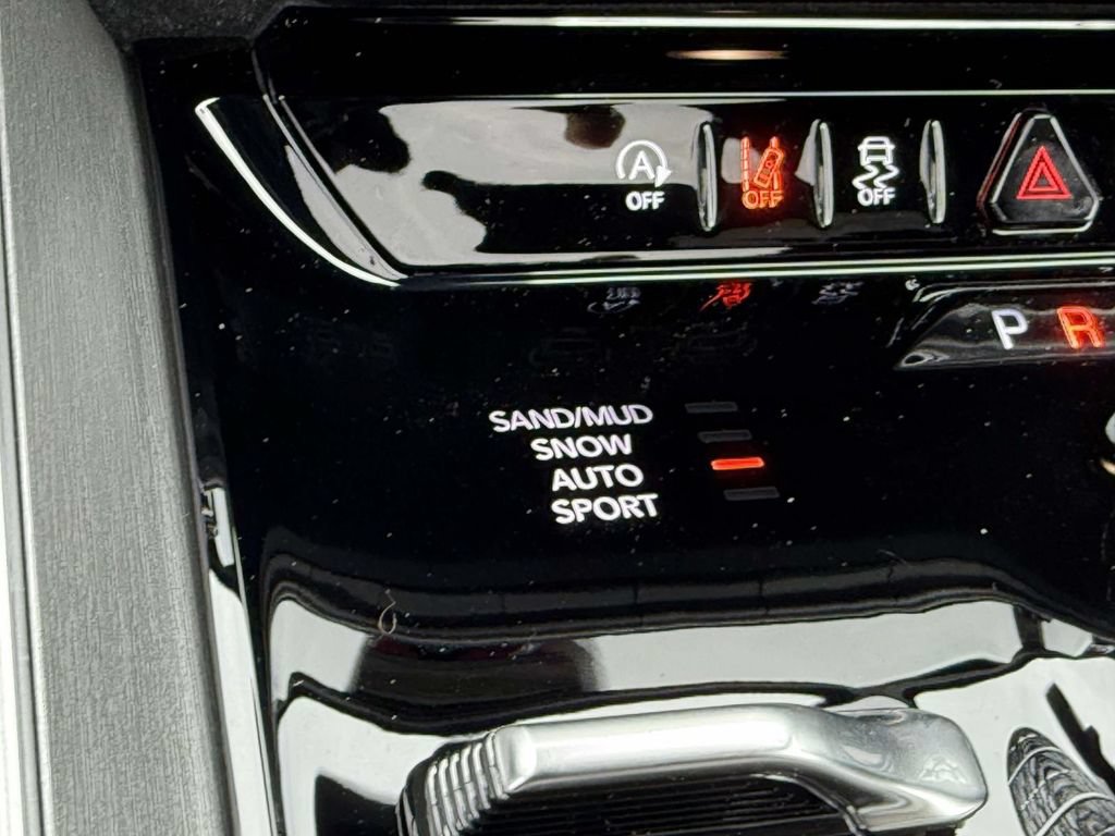 New 2026 Jeep Grand Wagoneer Limited AWD/4WD image 29
