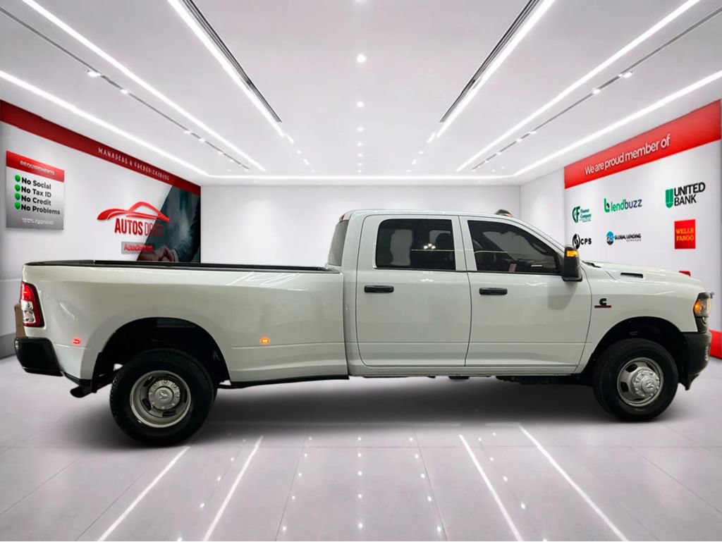 Used 2023 RAM 3500 Tradesman w/ Bed Utility Group AWD/4WD image 8