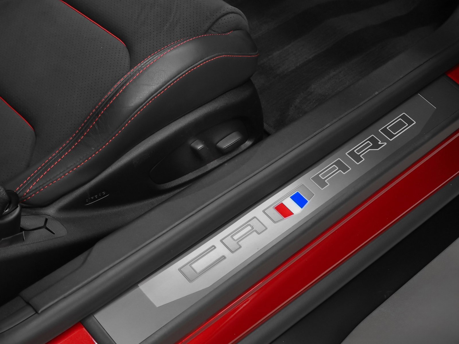 Used 2018 Chevrolet Camaro ZL1 image 31