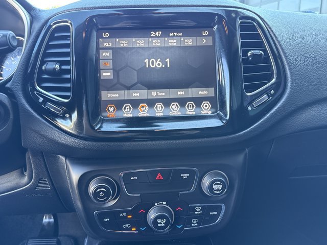 Used 2019 Jeep Compass Limited FWD image 17