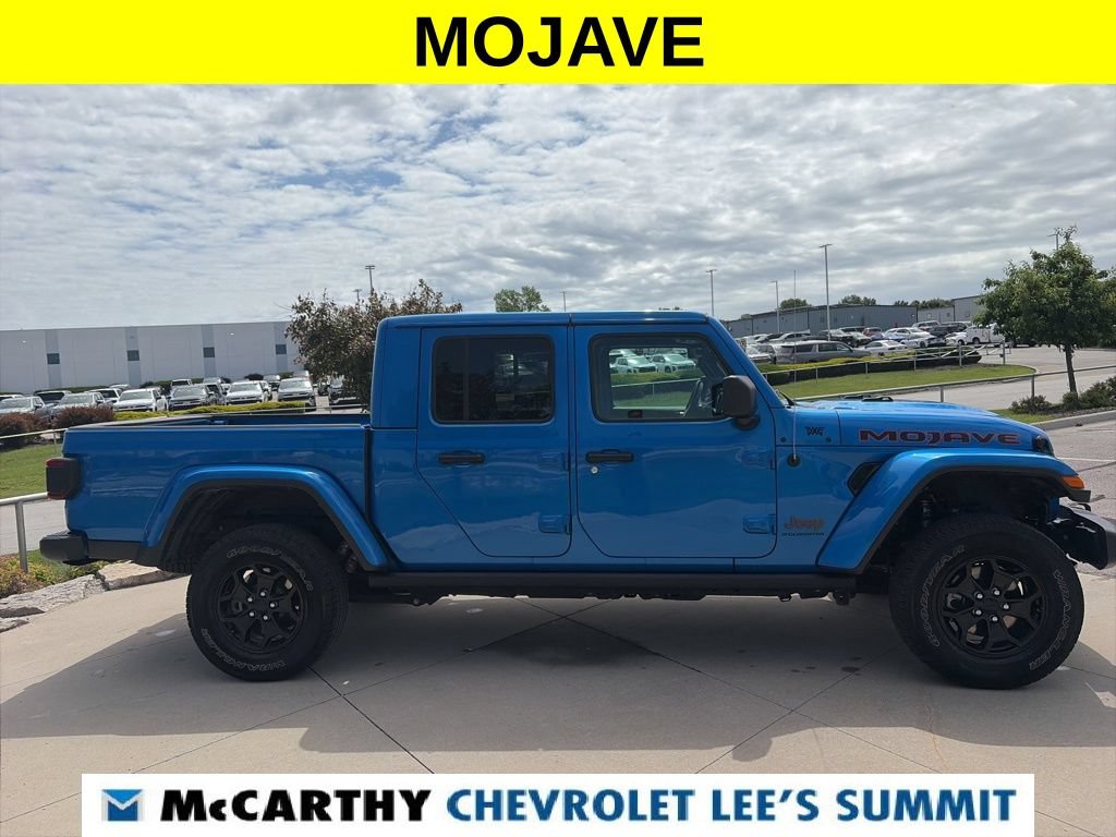 Used 2023 Jeep Gladiator Mojave w/ Cold Weather Group AWD/4WD image 17