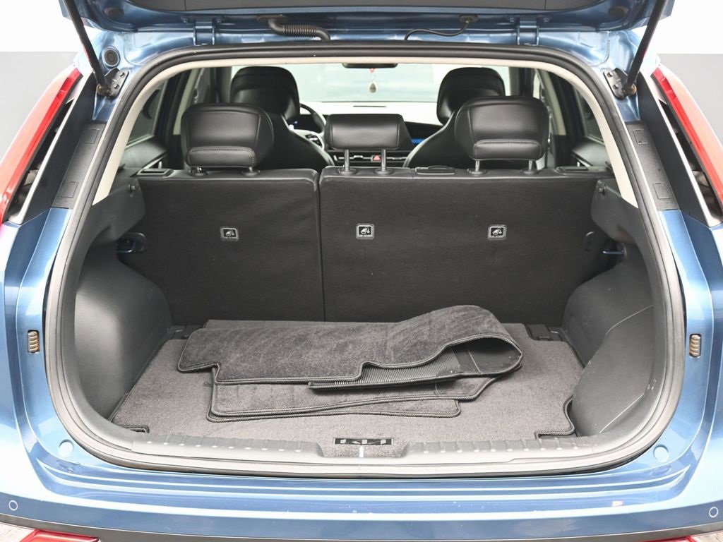 Used 2023 Kia Niro EX image 15