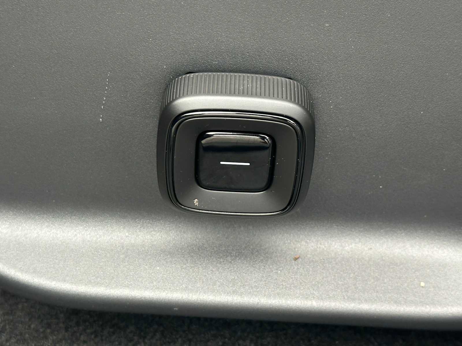 New 2026 Volvo EX30 Ultra w/ Protection Package image 21