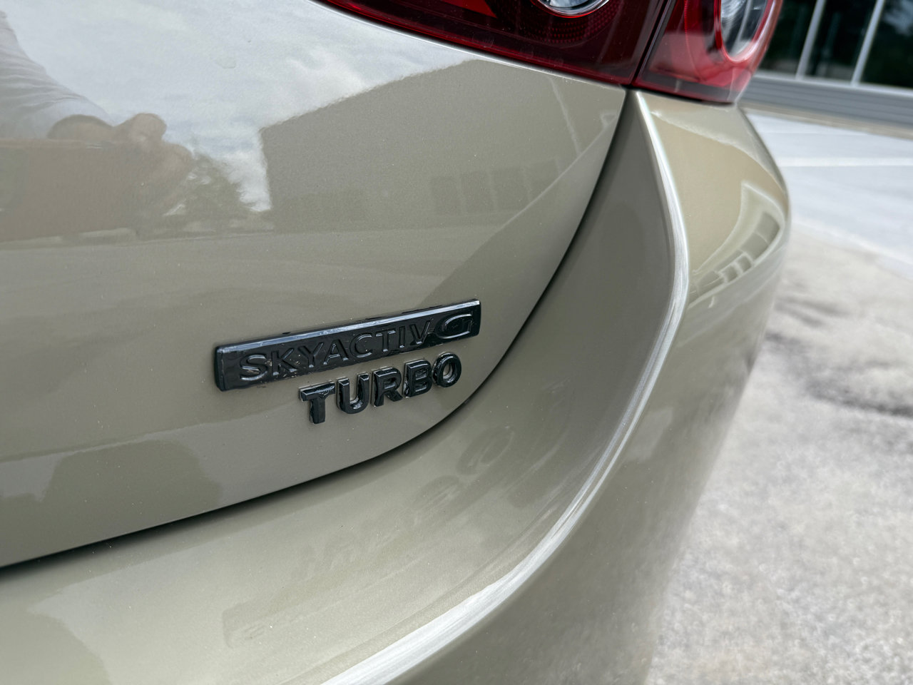 Used 2024 MAZDA MAZDA3 s image 10