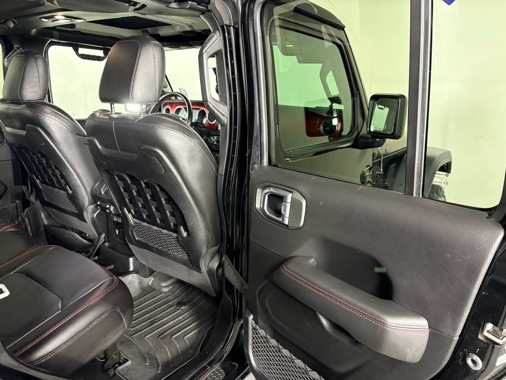 Used 2021 Jeep Wrangler Unlimited Rubicon AWD/4WD image 31
