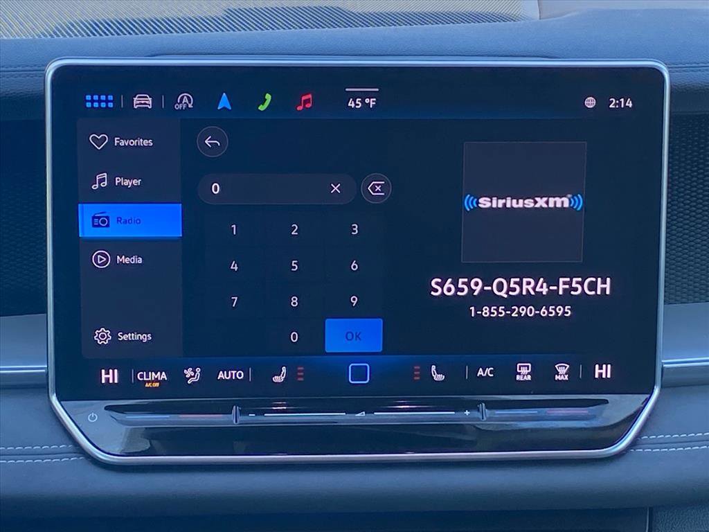 Used 2025 Volkswagen Tiguan SE image 8