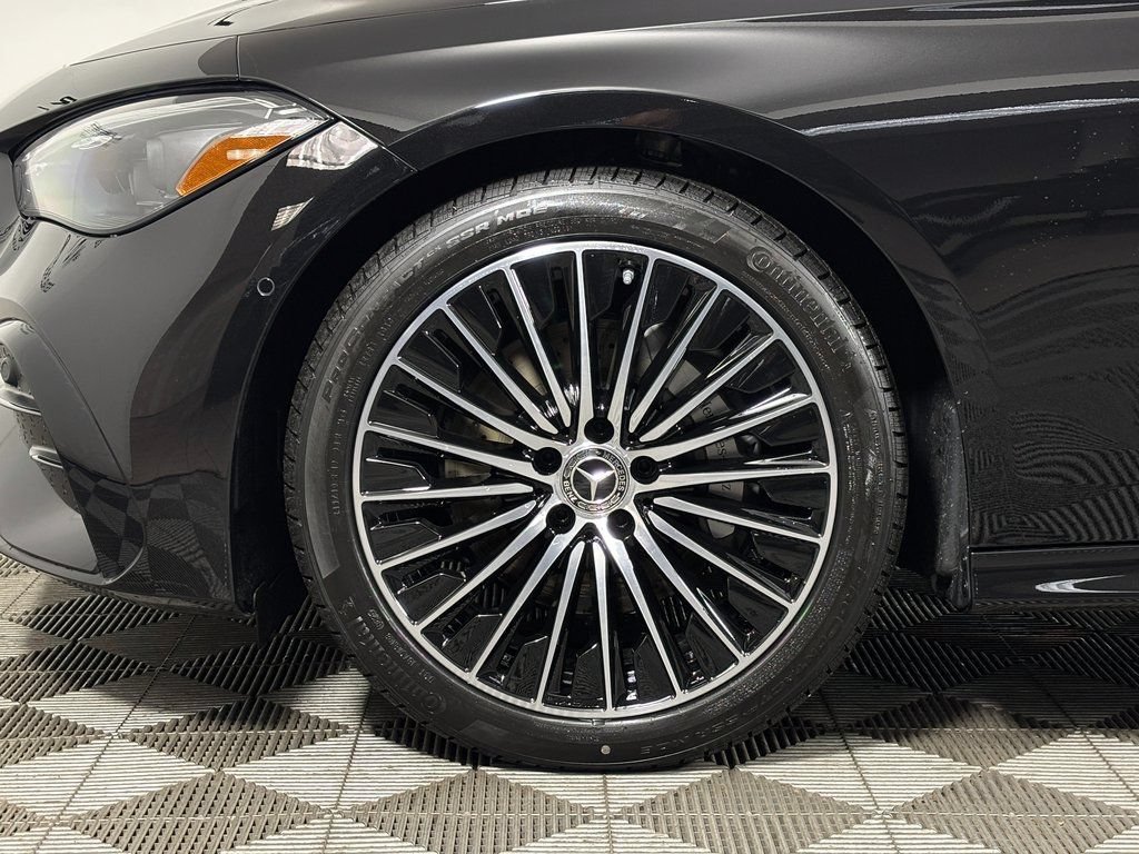 Certified 2026 Mercedes-Benz CLE 300 4MATIC Cabriolet image 32