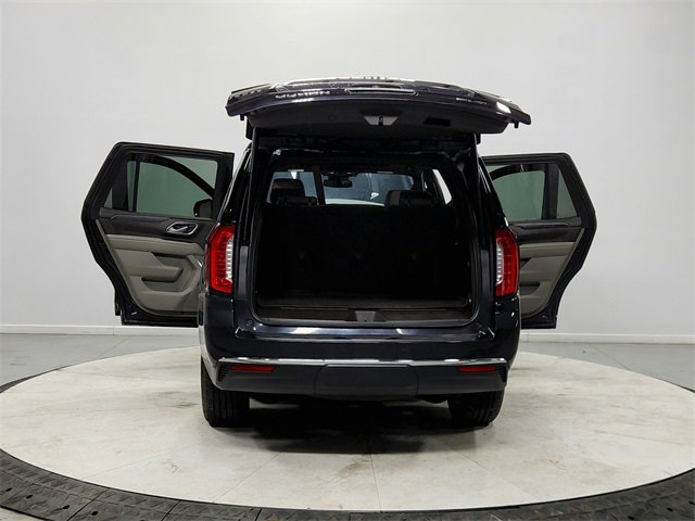 Used 2023 GMC Yukon SLT image 14