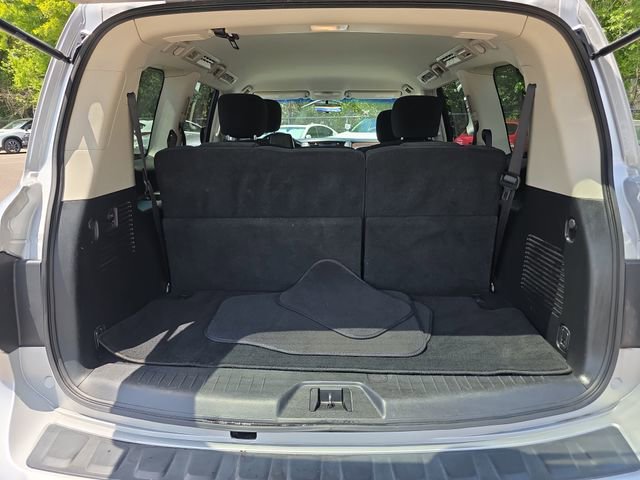 Used 2017 Nissan Armada SV AWD/4WD image 38