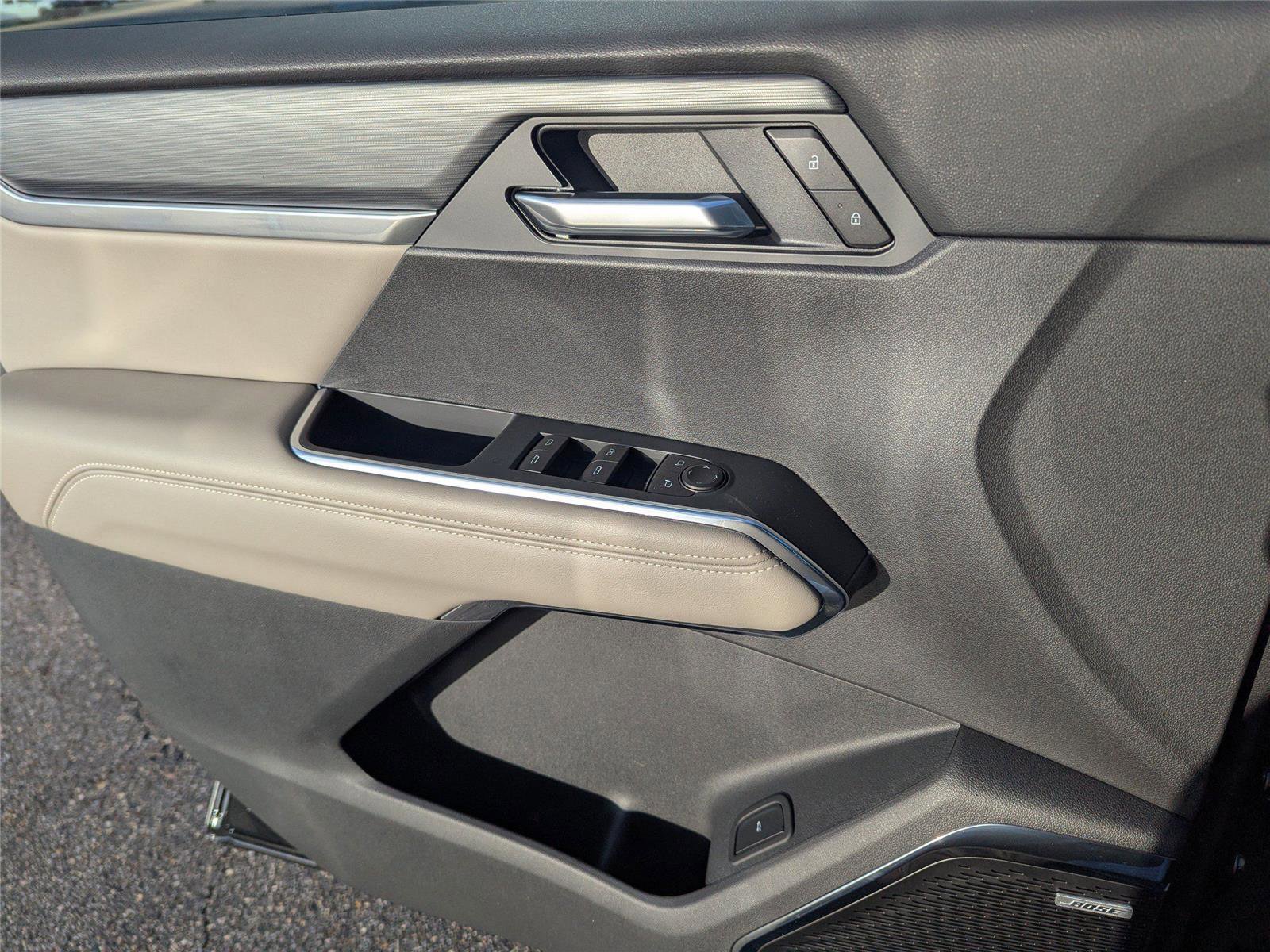 New 2026 GMC Acadia Elevation w/ Elevation Premium Package image 11