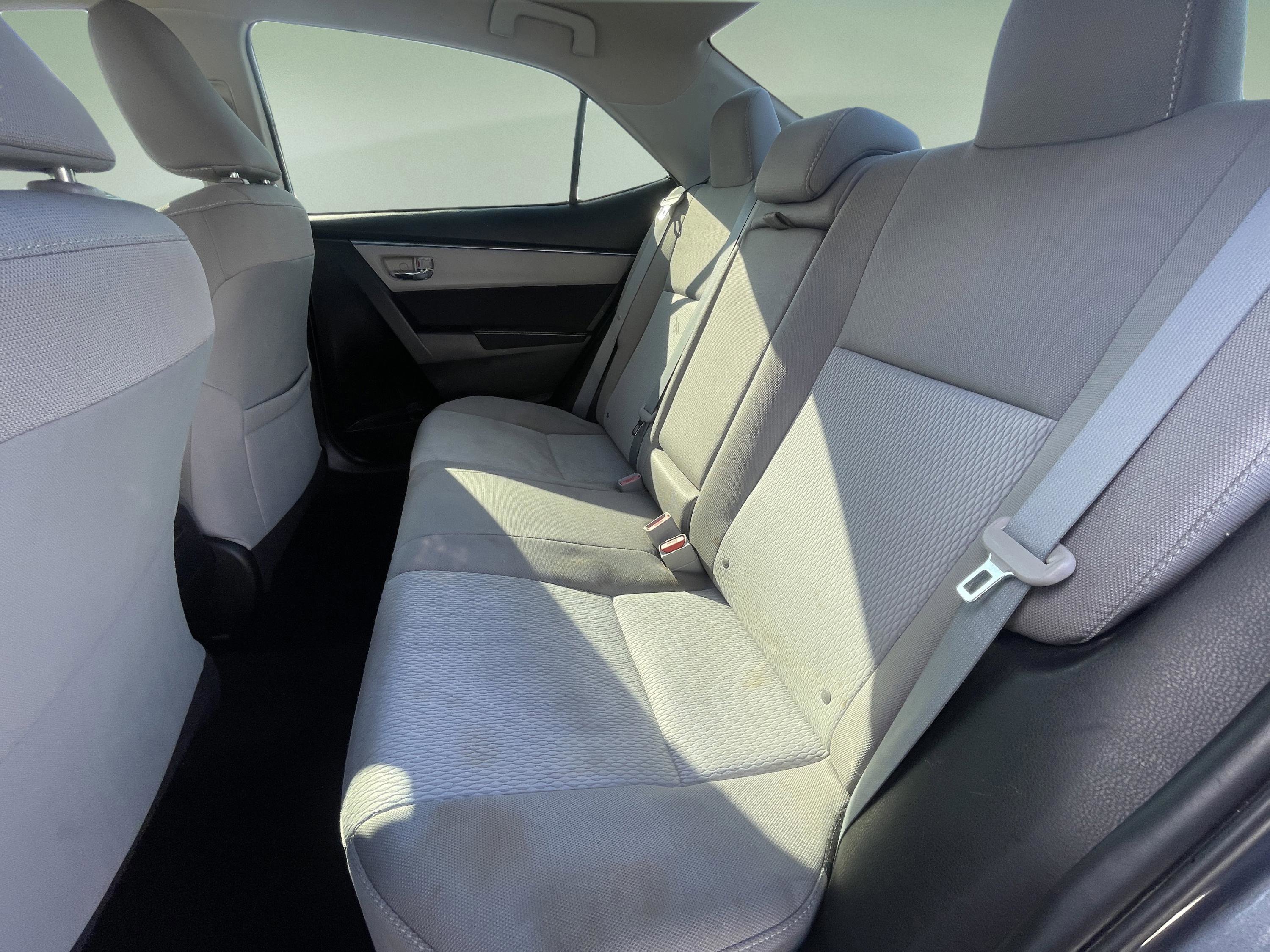 Used 2016 Toyota Corolla LE image 25