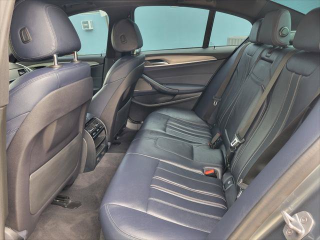 Used 2019 BMW 530i xDrive w/ M Sport Package AWD/4WD image 13