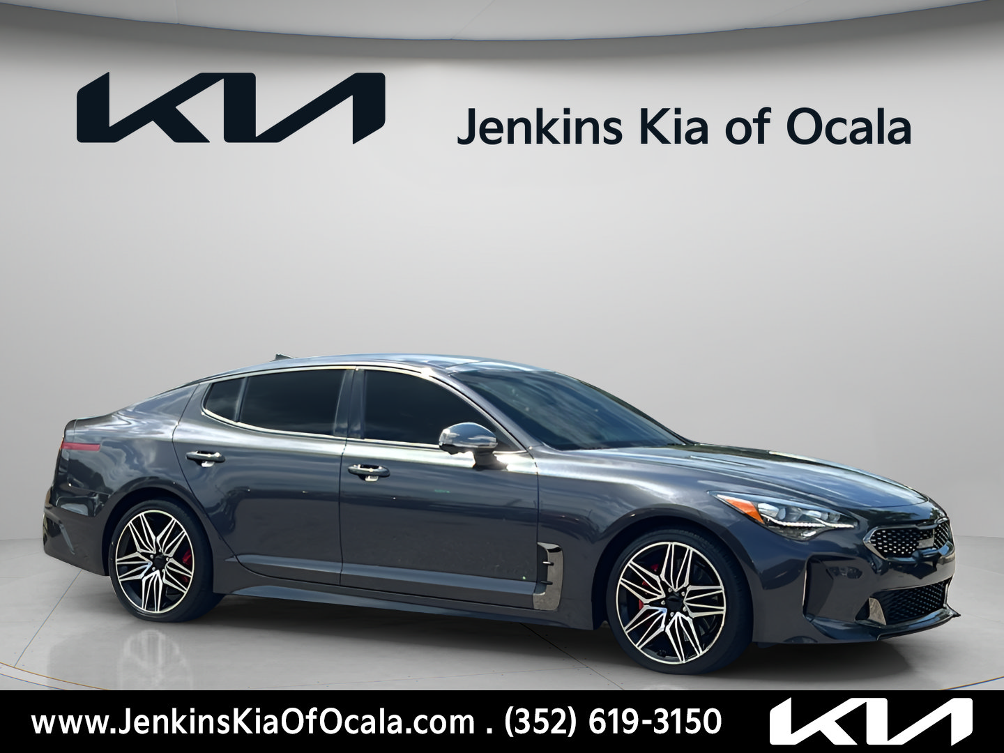 Used 2022 Kia Stinger GT2 RWD image 1
