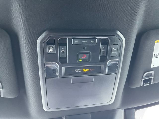 Used 2022 Toyota Tundra Platinum w/ Advanced Package image 22