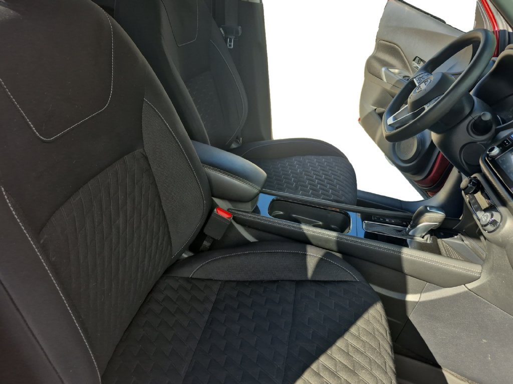 Used 2022 Nissan Kicks SV FWD image 15