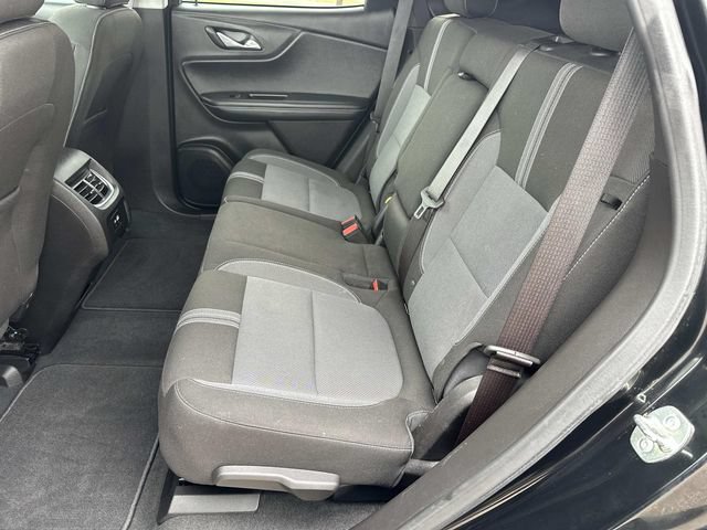 Used 2024 Chevrolet Blazer LT w/ Convenience Package FWD image 11