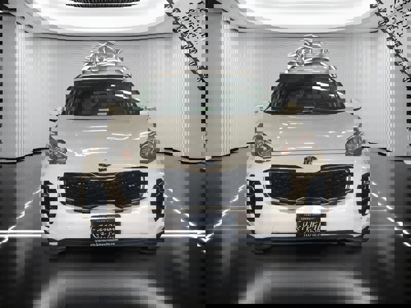 Used 2018 Kia Sportage EX image 2