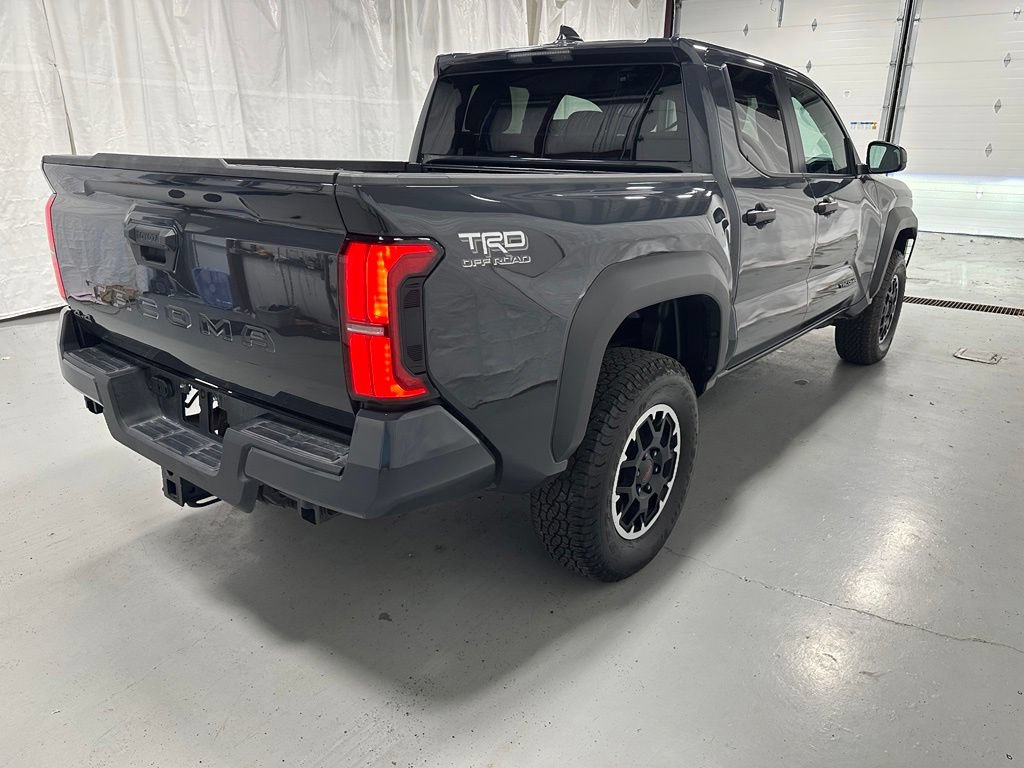 Used 2026 Toyota Tacoma TRD Off-Road AWD/4WD image 7