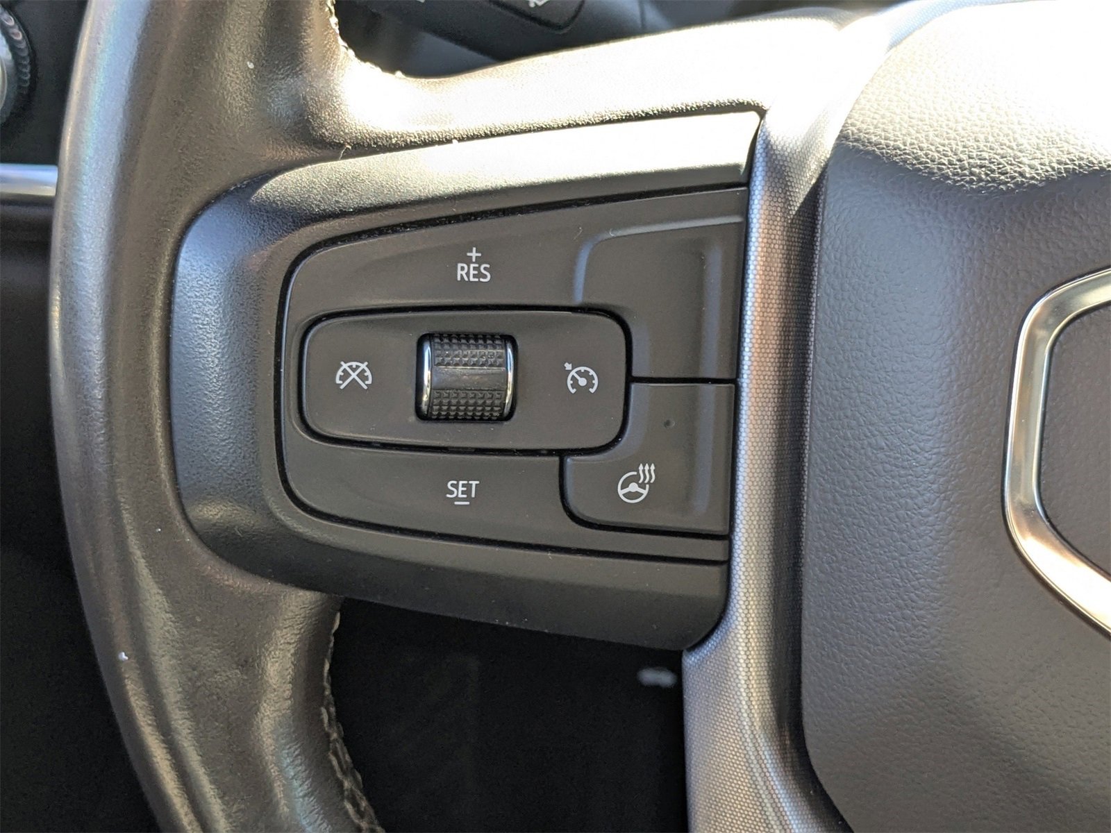 Used 2020 GMC Sierra 1500 Elevation w/ Elevation Value Package image 27