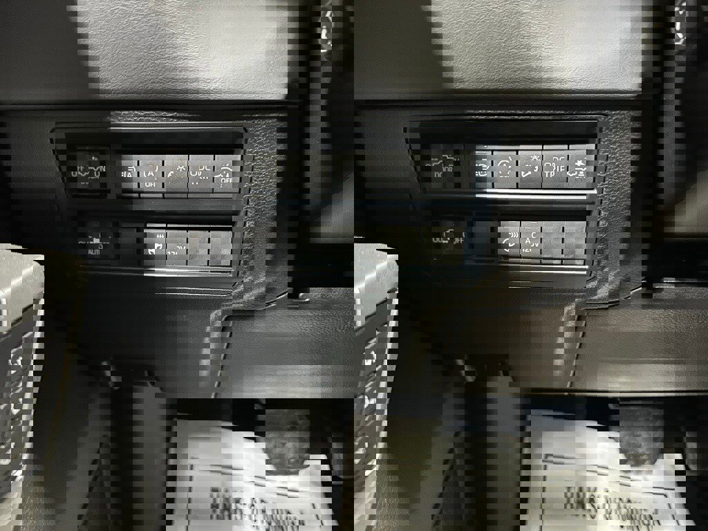 Used 2025 Toyota Tundra Platinum image 18