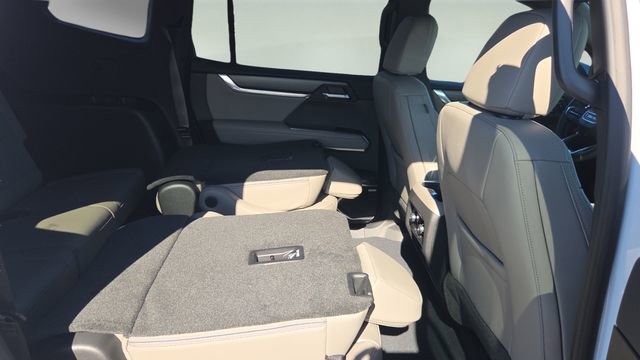 New 2026 GMC Acadia Elevation w/ Black Edition FWD image 19