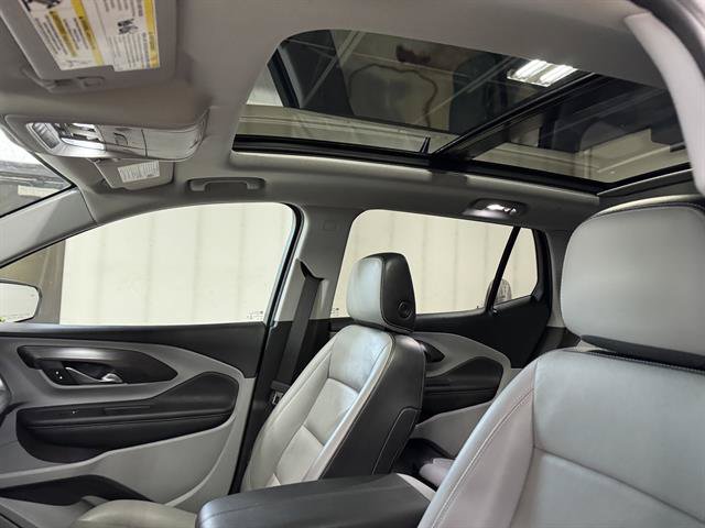 Certified 2022 GMC Terrain SLT w/ Infotainment Package II AWD/4WD image 16