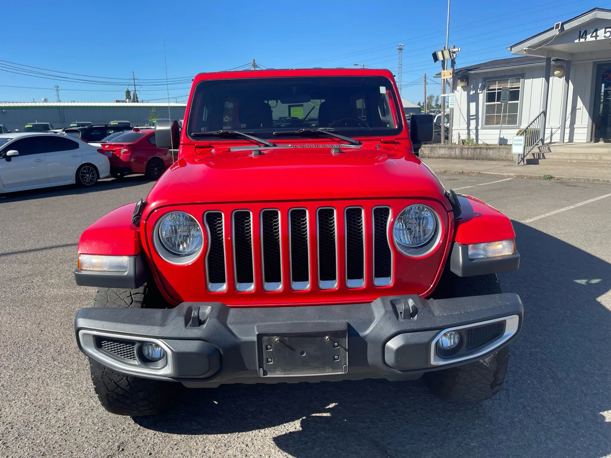 Used 2019 Jeep Wrangler Unlimited Sahara AWD/4WD image 7