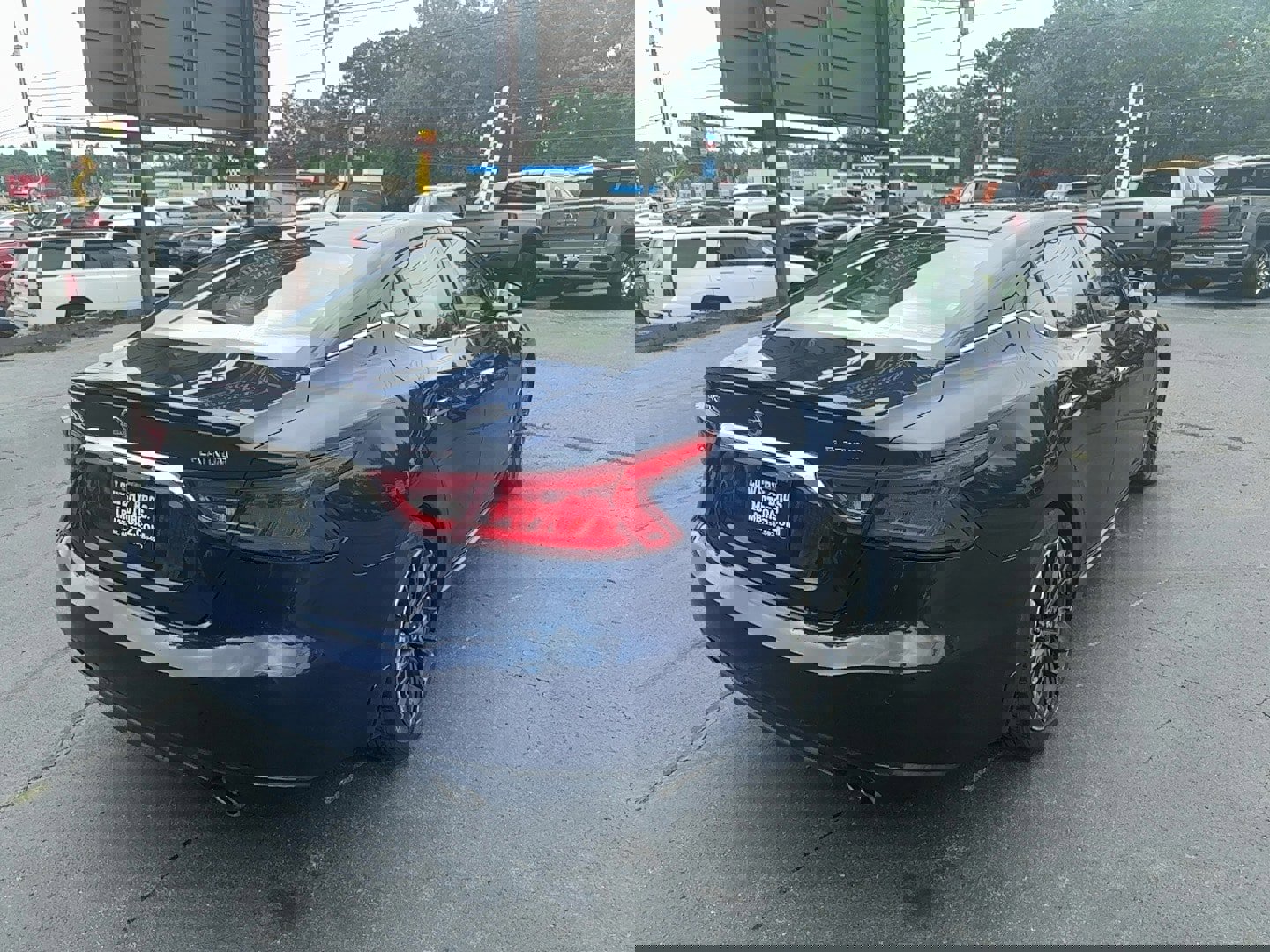 Used 2017 Nissan Maxima Platinum w/ Medallion Package image 5