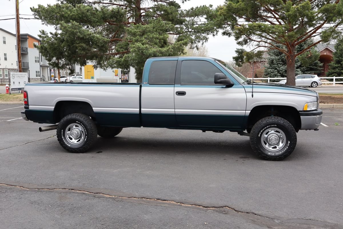 Used 1996 Dodge Ram 2500 Truck 4x4 Club Cab image 3