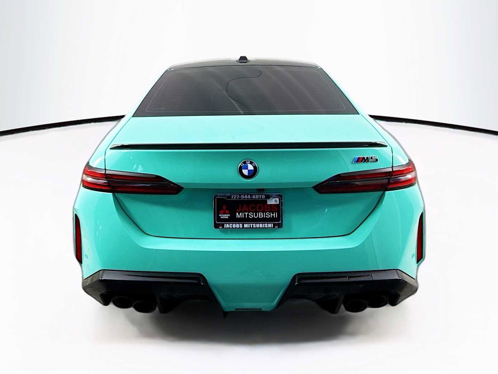 Used 2025 BMW M5 w/ Carbon Package AWD/4WD image 10