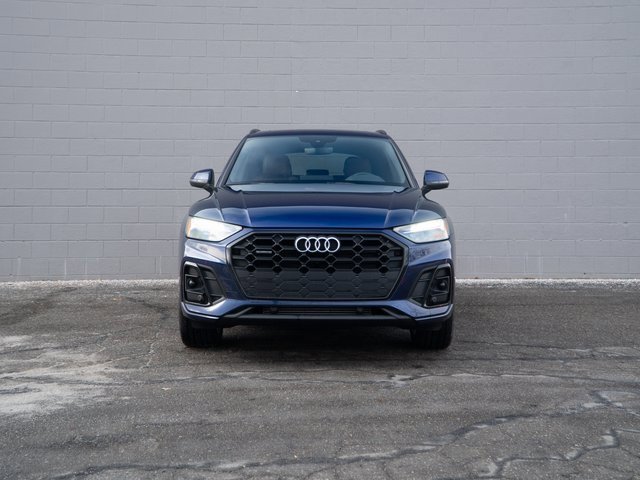 Certified 2025 Audi Q5 2.0T Premium w/ Convenience Plus Package image 10