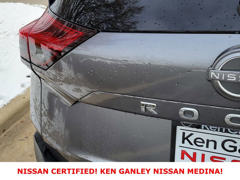 Certified 2023 Nissan Rogue SV image 16