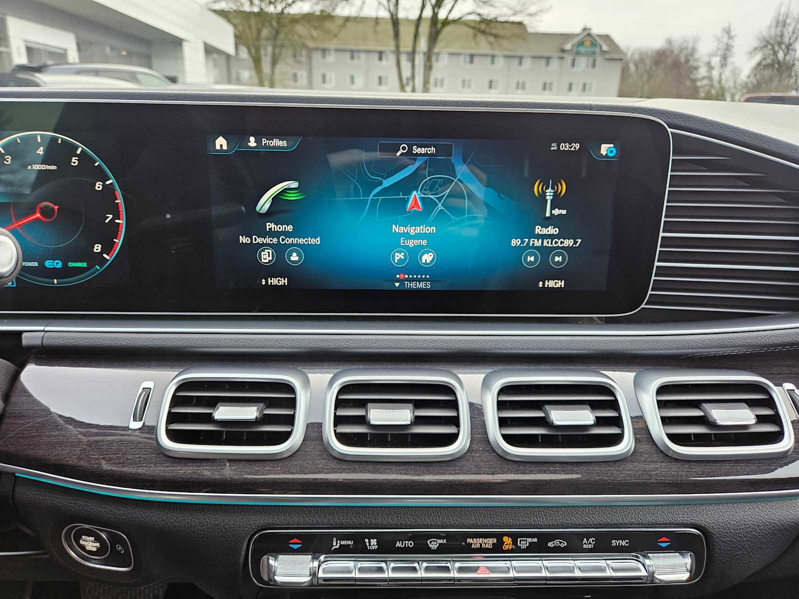 Used 2020 Mercedes-Benz GLS 450 4MATIC image 30