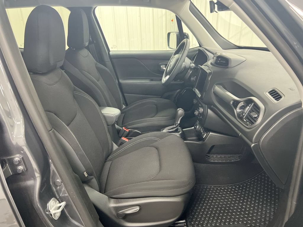 Used 2023 Jeep Renegade Altitude AWD/4WD image 22