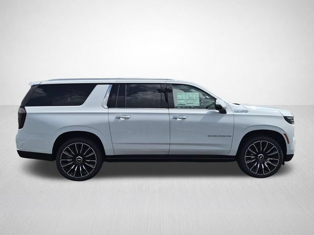 New 2026 Chevrolet Suburban High Country AWD/4WD image 11